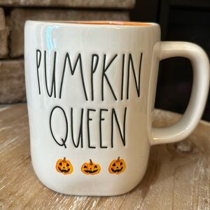 Pumpkin Queen Rae Dunn Coffee Mug Brand New